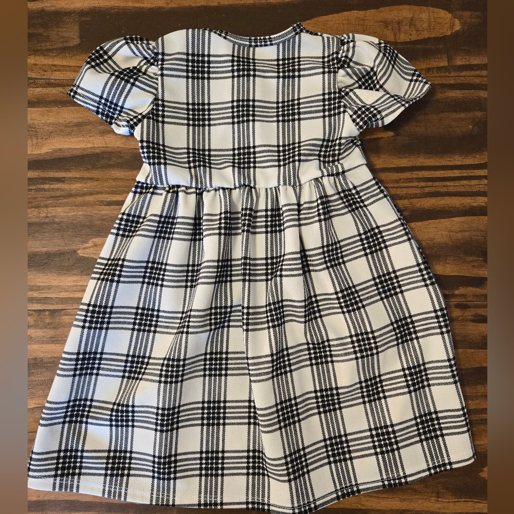 Woodmouse & Thistle 2T Classic Black and White Plaid Kids Dress - Picture 4 of 6